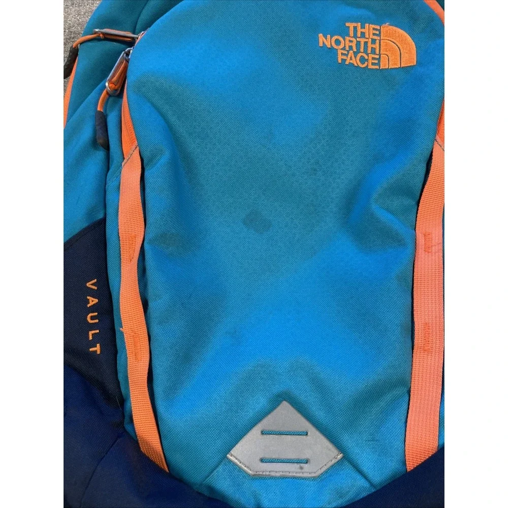 The North Face Vault Backpack Day Hiking Adventure Pack Turquoise And Orange